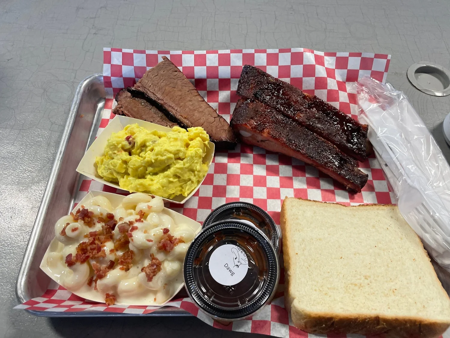 Jo-Bawb's Championship BBQ food